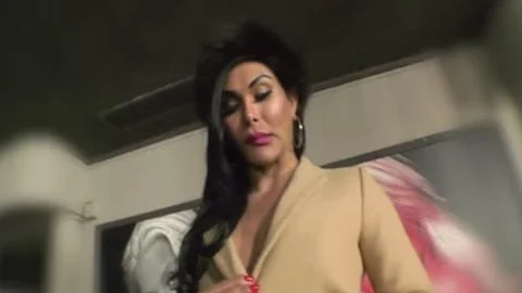 Beatrice Andrade Fills Her serf's pooper With raw fuck!