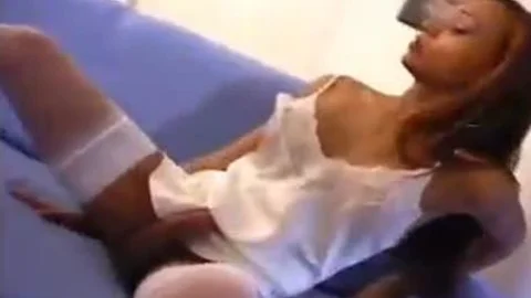 gal Stuffed By A TS & Buck