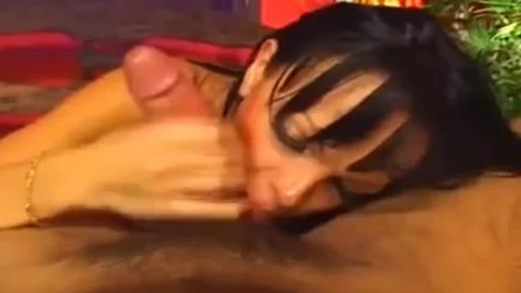 Carla Novaes POV out of A jo-bag