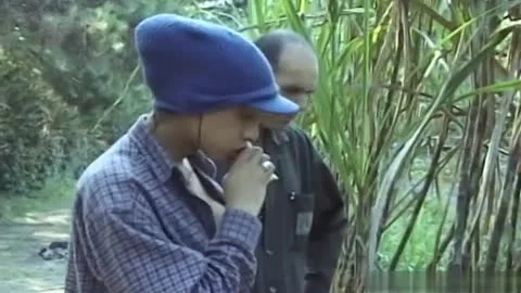 TS pretty Sabrina Hemolly gets screwed outdoors..