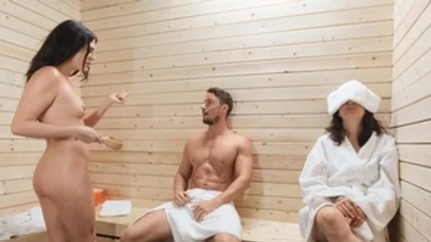 Trans Angels: Bailey Archer plus Skyy Knox cumshot in sauna