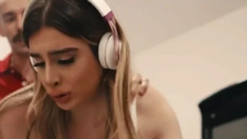 Pervert Stepdad Licks And raw bonks His TS Stepdaughter