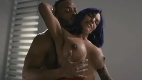 Transsensual: Cum on face with couple Ts Foxxy in the bed