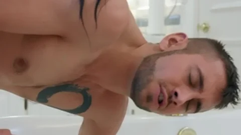 TransAngels: Jessy Dubai handjob