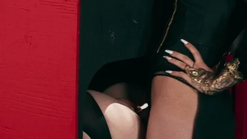 Trans Angels: Jade's Captivating Sawsaw Show