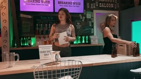 Trans Angels: Daisy & Kalli Splash King with Seduction